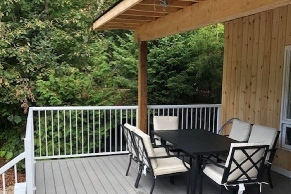 Photo of Patio Balcony in Wymbolwood Beach