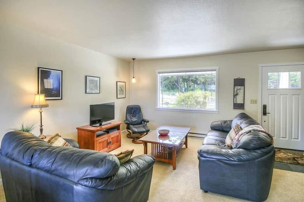 Photo of Livingroom in Bayshore