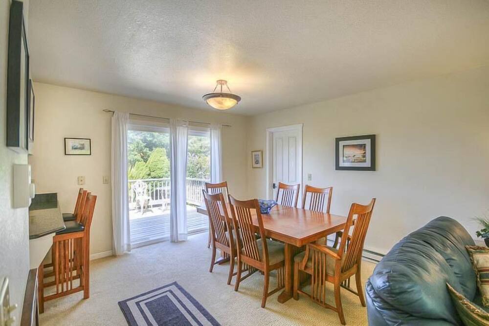 Photo of Bedroom in Bayshore