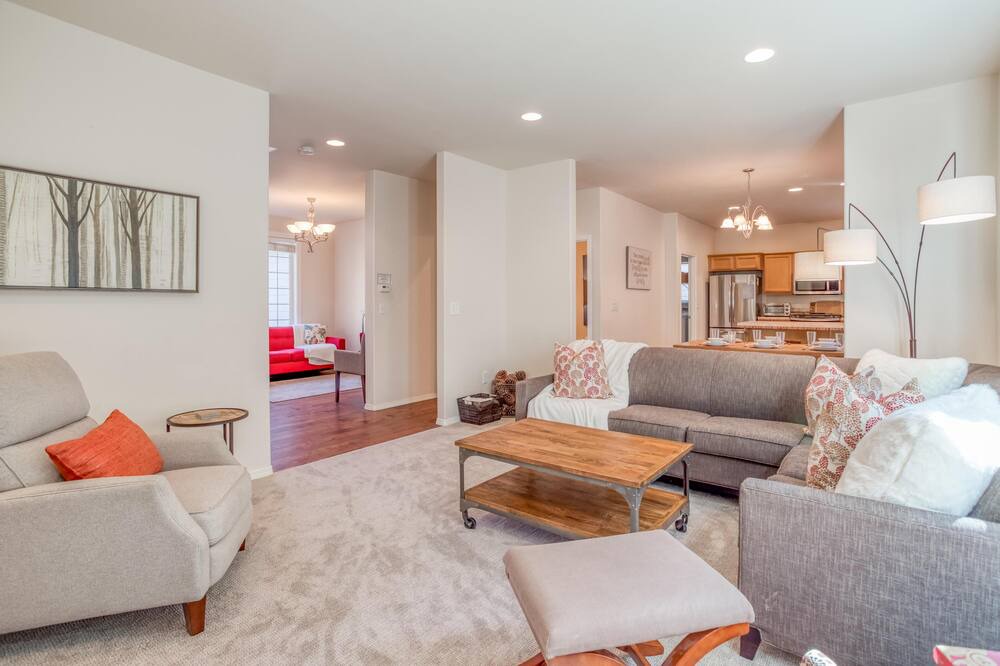 Photo of Livingroom in Westbrook Meadows