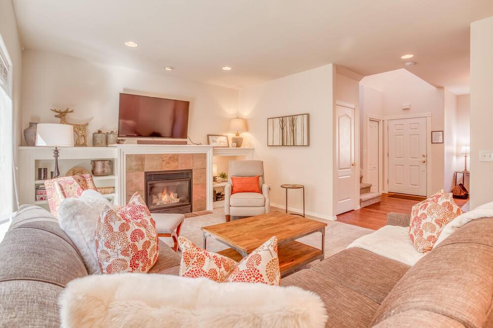 Photo of Livingroom in Westbrook Meadows