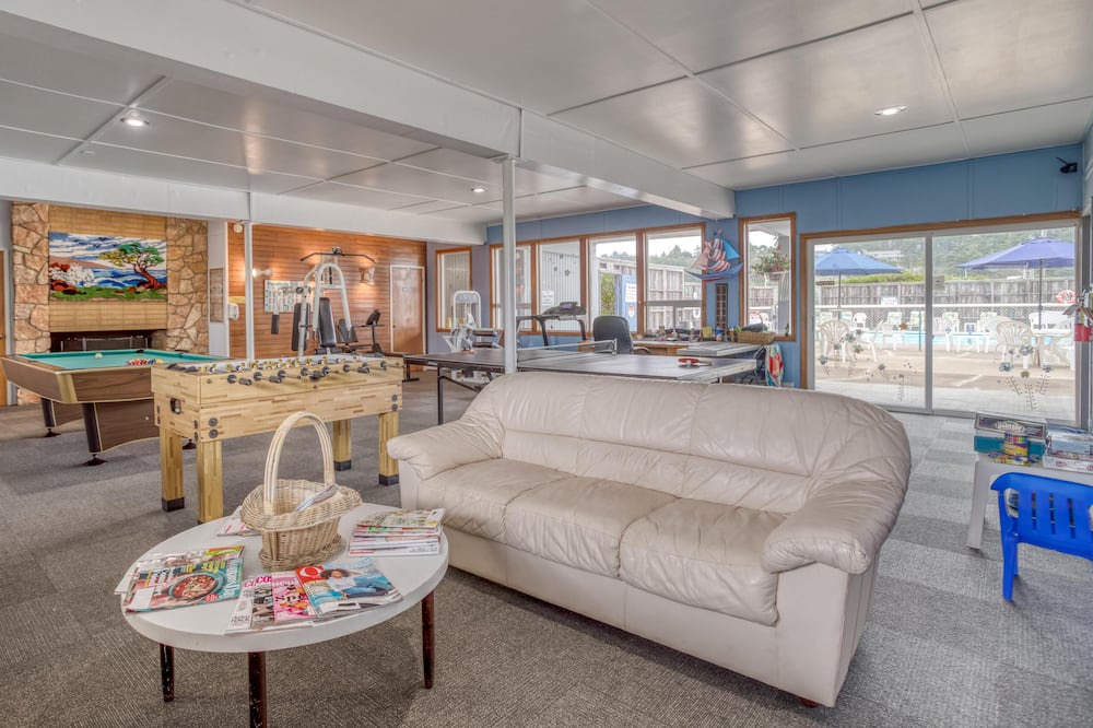 Photo of Livingroom in Bayshore