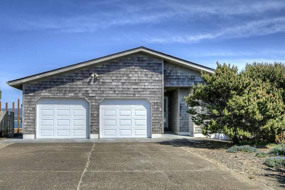 Photo of Outdoor in Bayshore