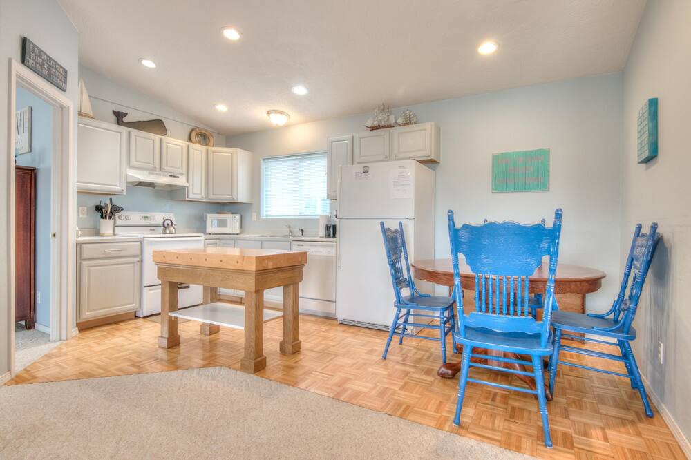 Photo of Kitchen in Bayshore
