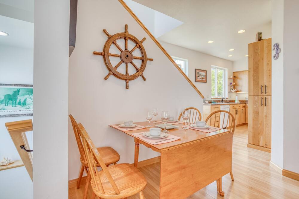 Photo of Others in Lincoln City