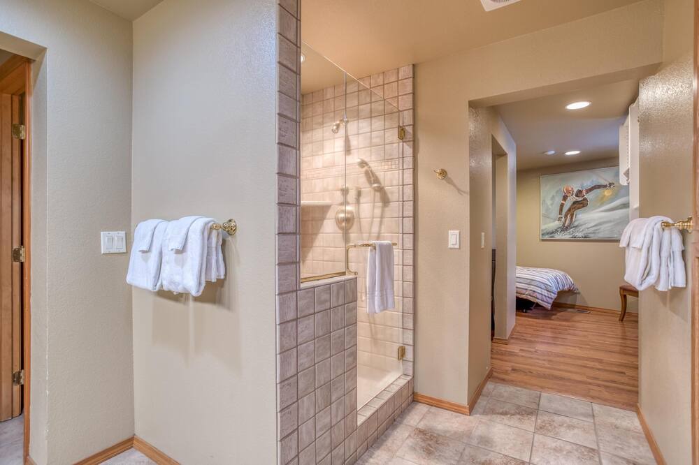 Photo of Bathroom in Deer Park