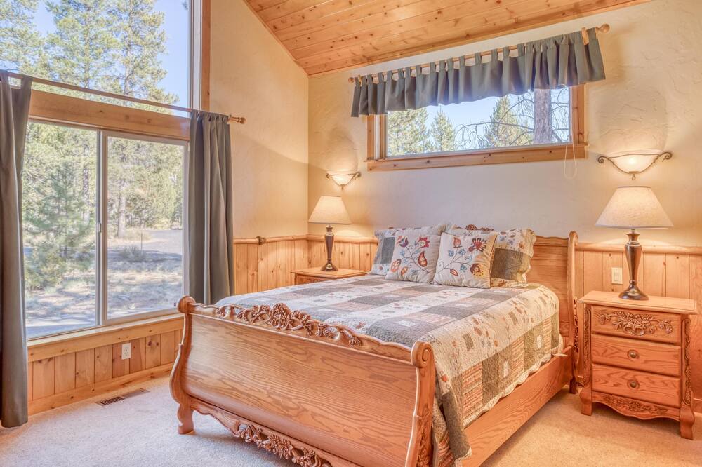 Photo of Bedroom in Deer Park