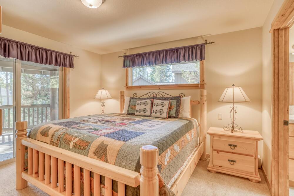 Photo of Bedroom in Deer Park