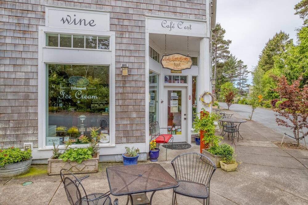 Photo of Outdoor in Lincoln Beach