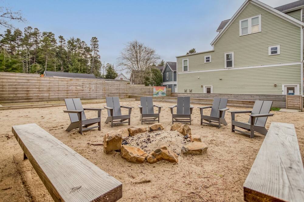 Photo of Patio Balcony in Lincoln Beach
