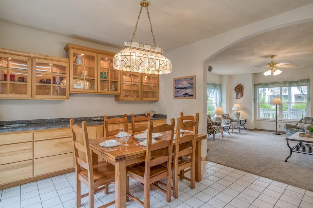 Photo of Kitchen in Lincoln Beach