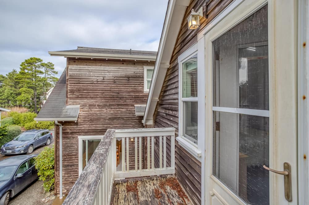 Photo of Outdoor in Lincoln Beach