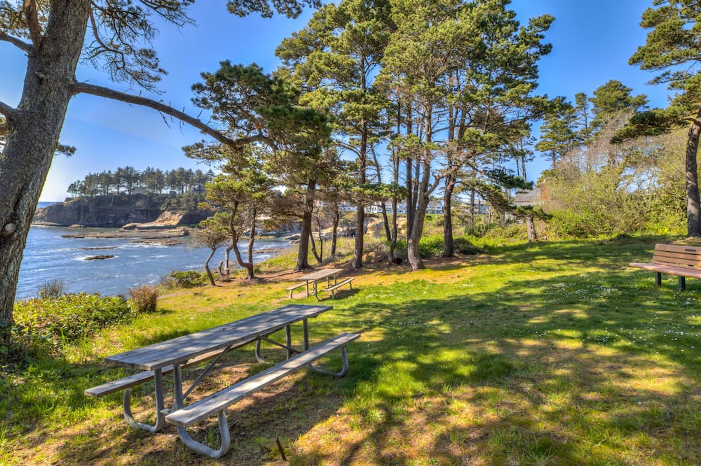 Photo of Outdoor in Lincoln Beach