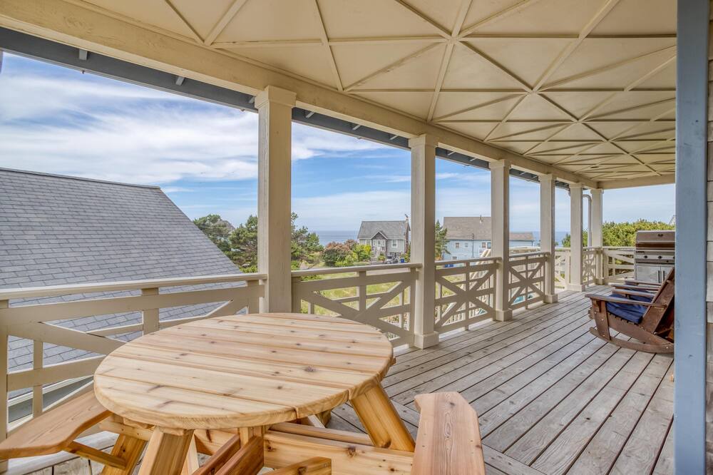 Photo of Patio Balcony in Olivia Beach