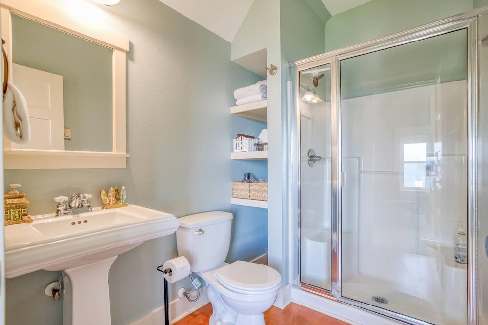 Photo of Bathroom in Olivia Beach