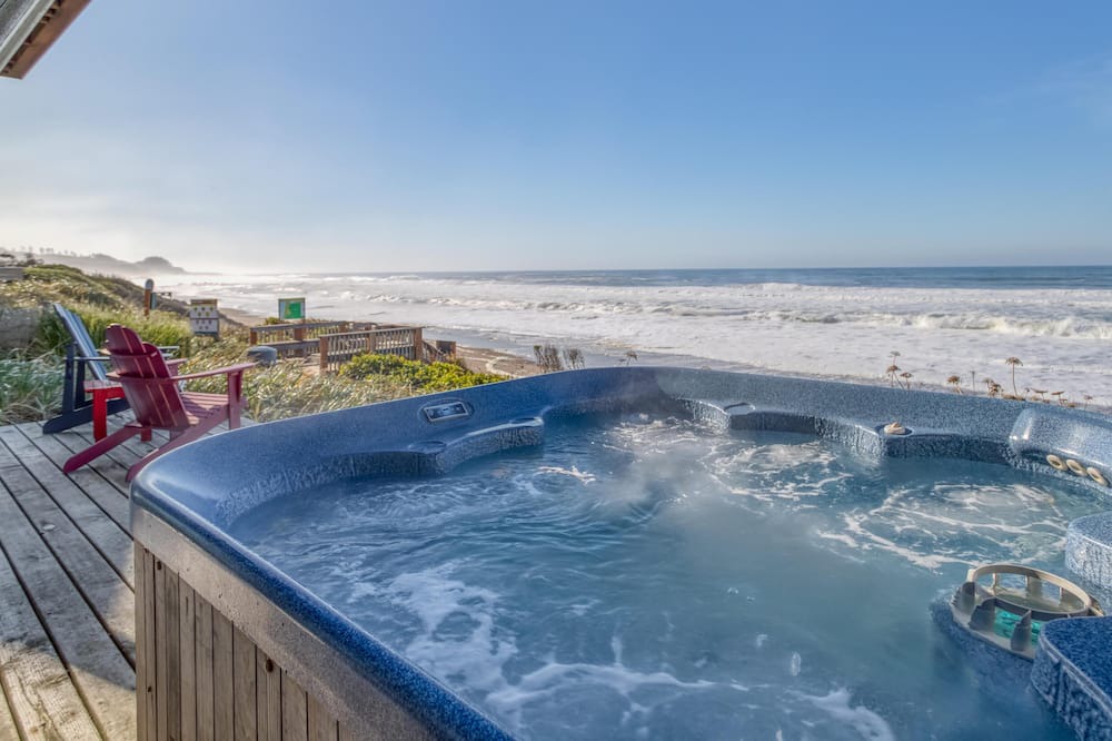 Photo of Others in Lincoln Beach