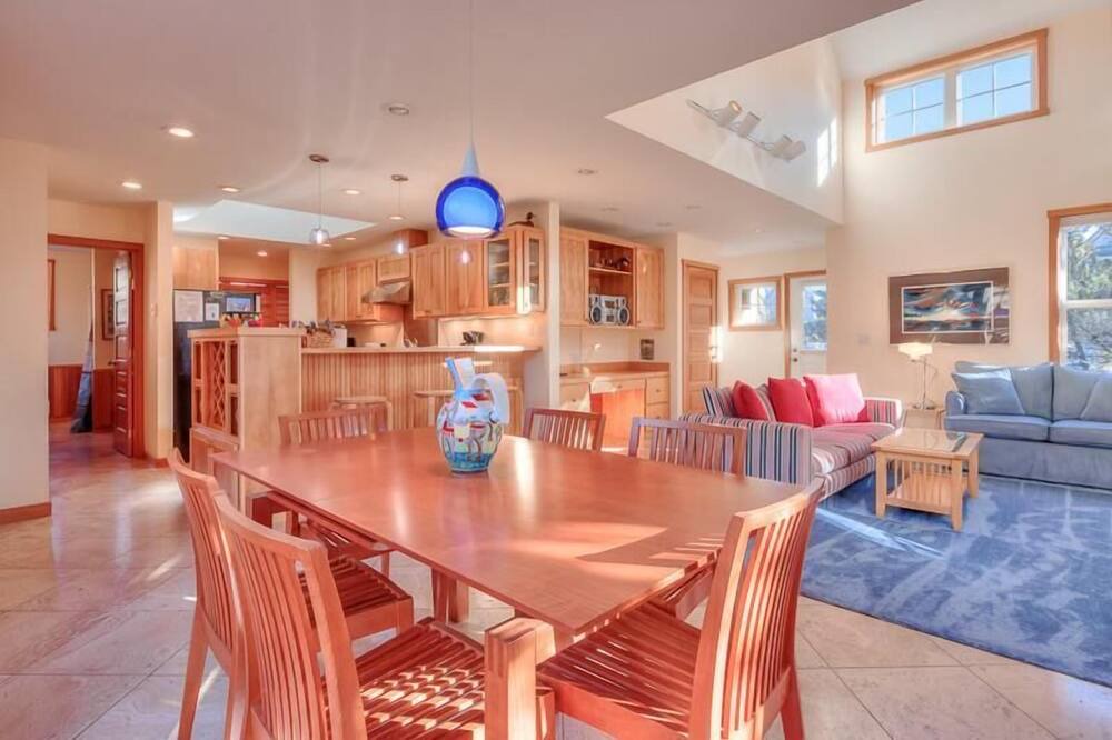 Photo of Kitchen in Shorepine Village