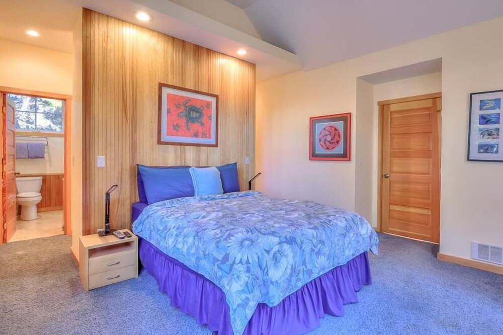 Photo of Bedroom in Shorepine Village