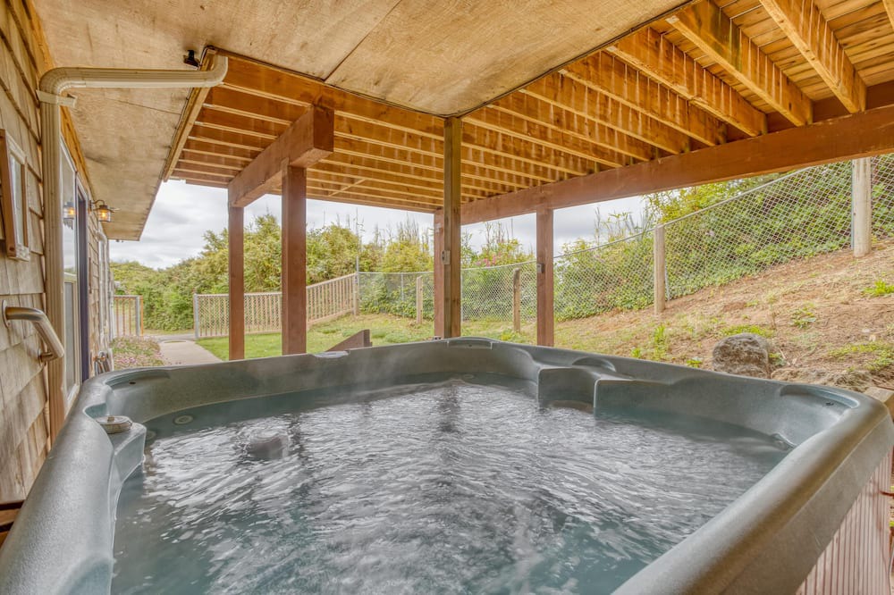 Photo of Others in Nelscott