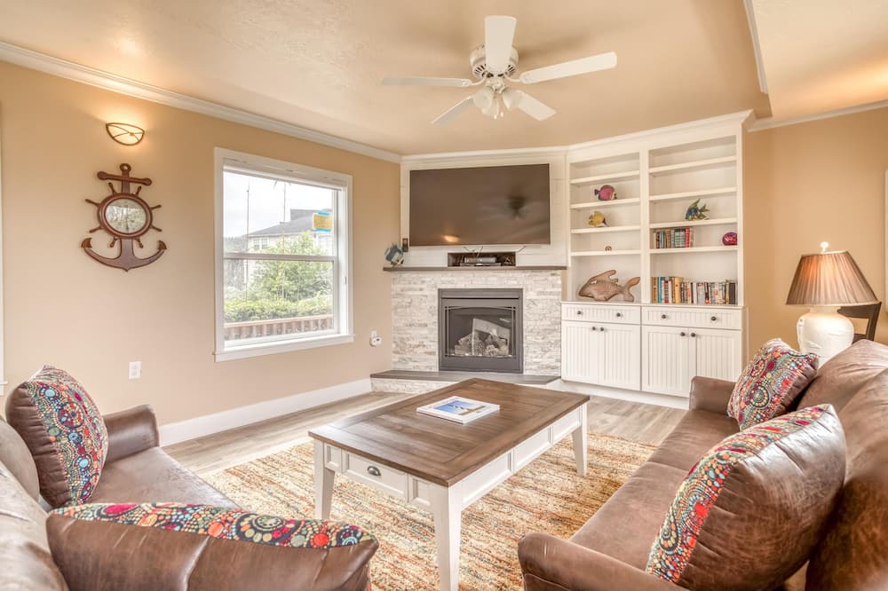 Photo of Livingroom in Nelscott