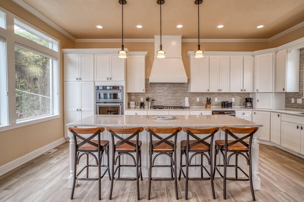 Photo of Kitchen in Nelscott