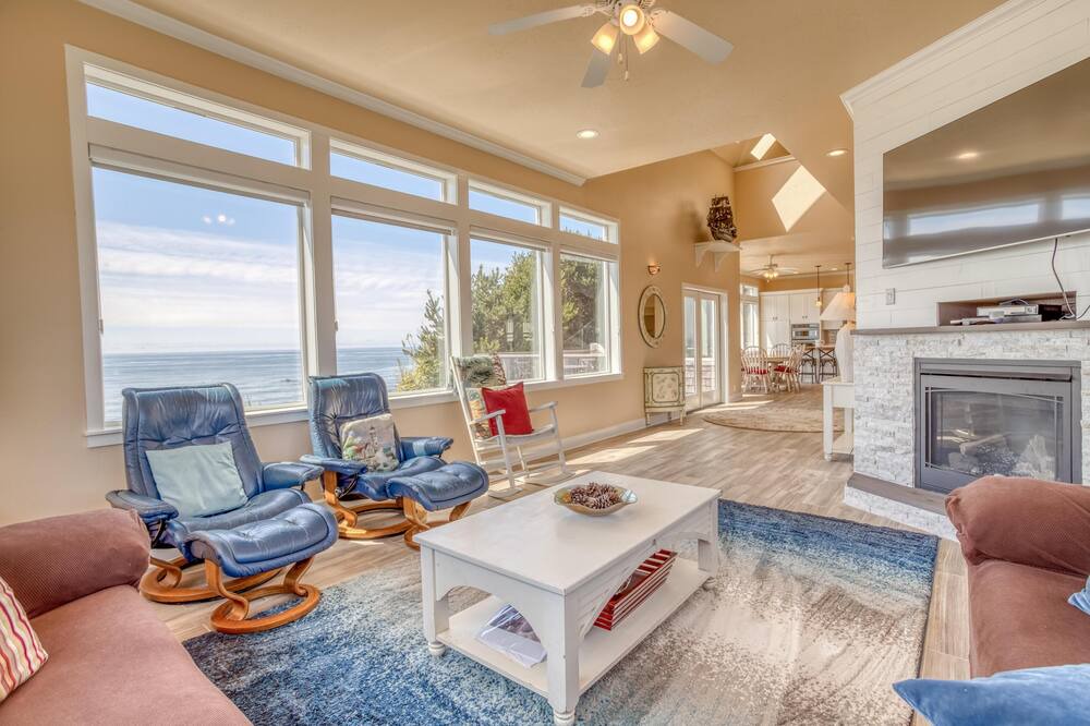 Photo of Livingroom in Nelscott