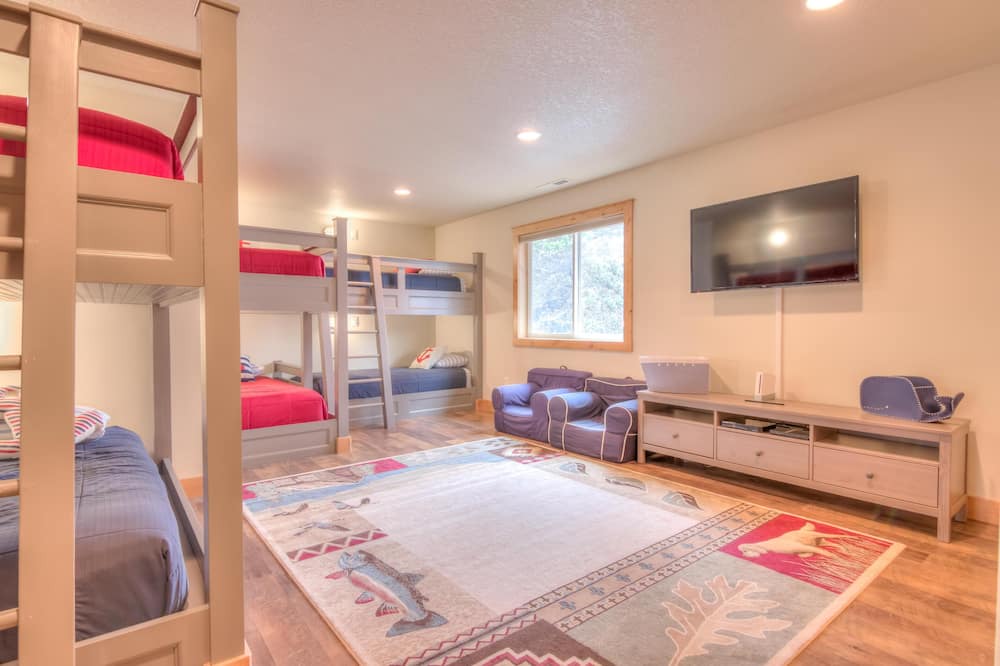 Photo of Bedroom in Pacific City