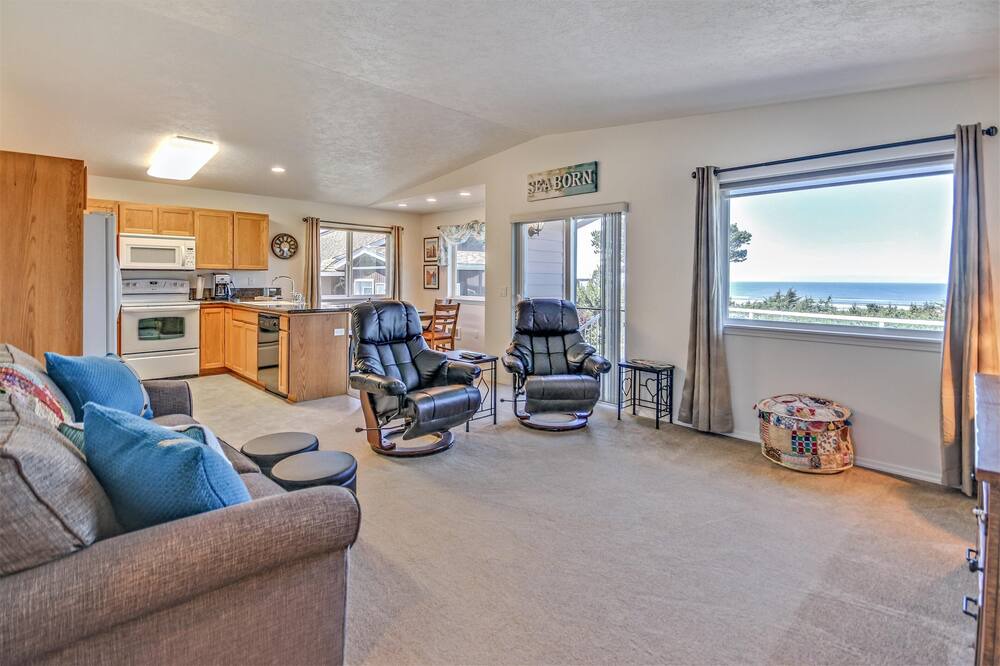 Photo of Bedroom in Bayshore