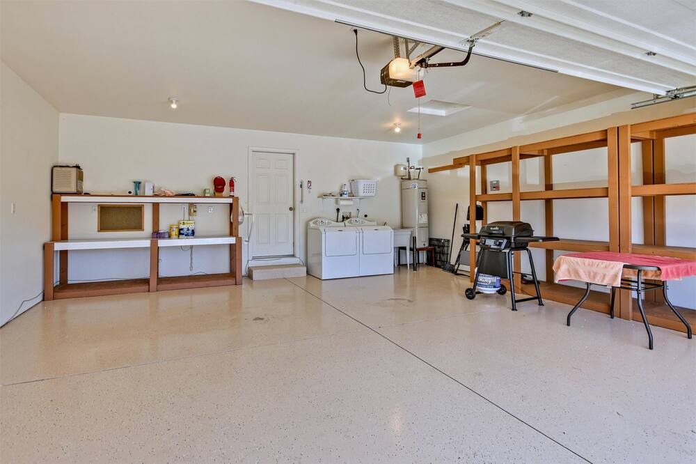 Photo of Bedroom in Bayshore