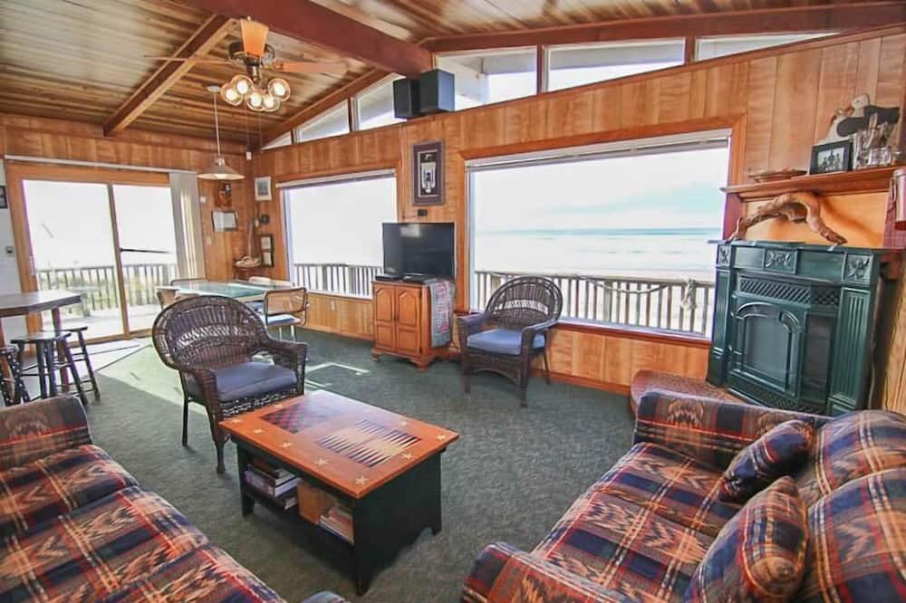 Photo of Livingroom in Tierra Del Mar