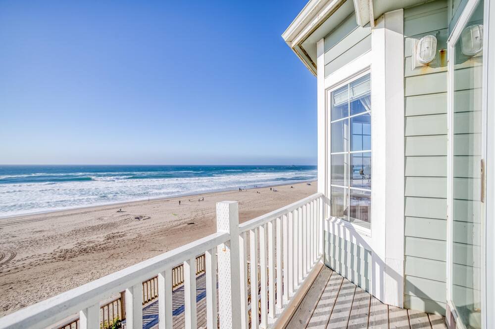 Photo of Outdoor in Roads End