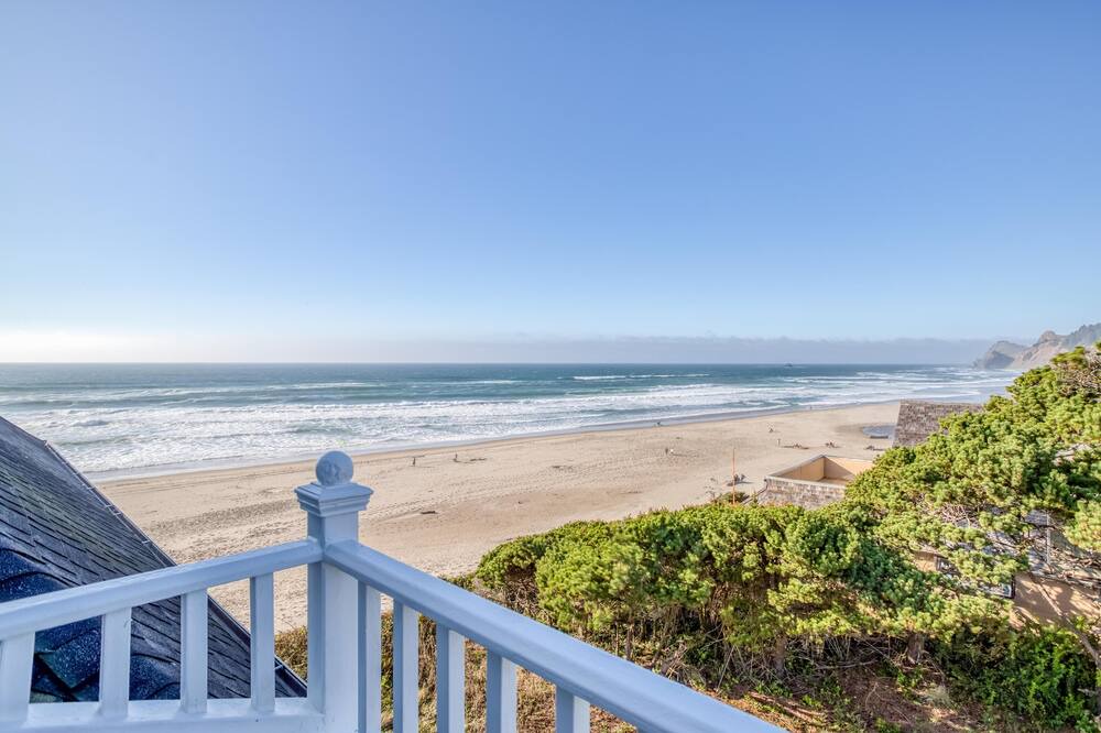 Photo of Others in Roads End