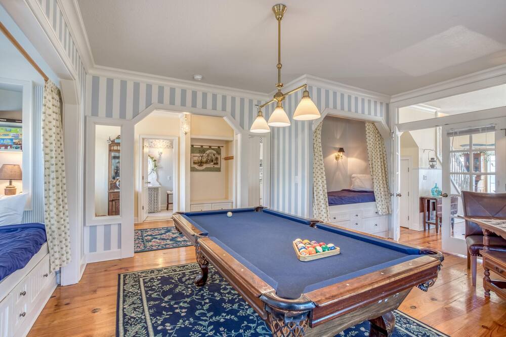 Photo of Bedroom in Roads End