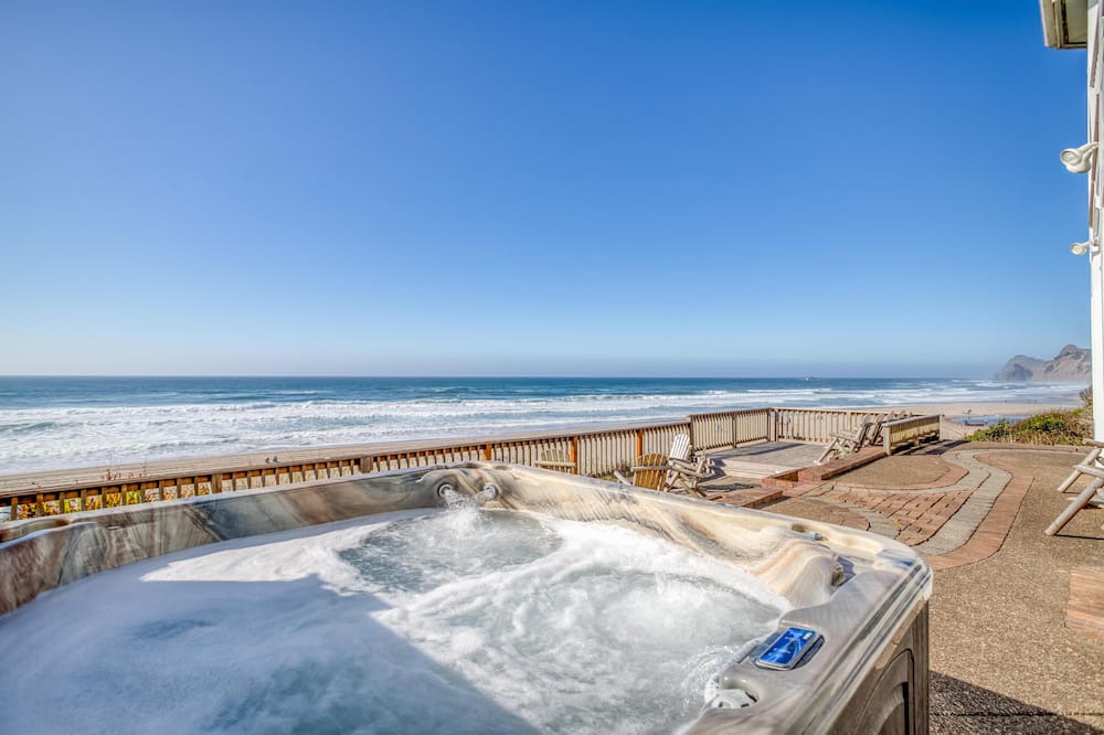 Photo of Outdoor in Roads End