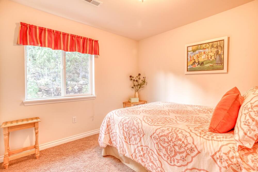 Photo of Bedroom in Westbrook Meadows
