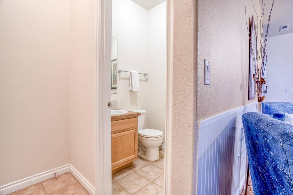 Photo of Bathroom in Westbrook Meadows