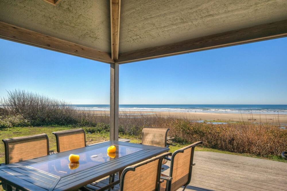 Photo of Patio Balcony in Sandpiper Village