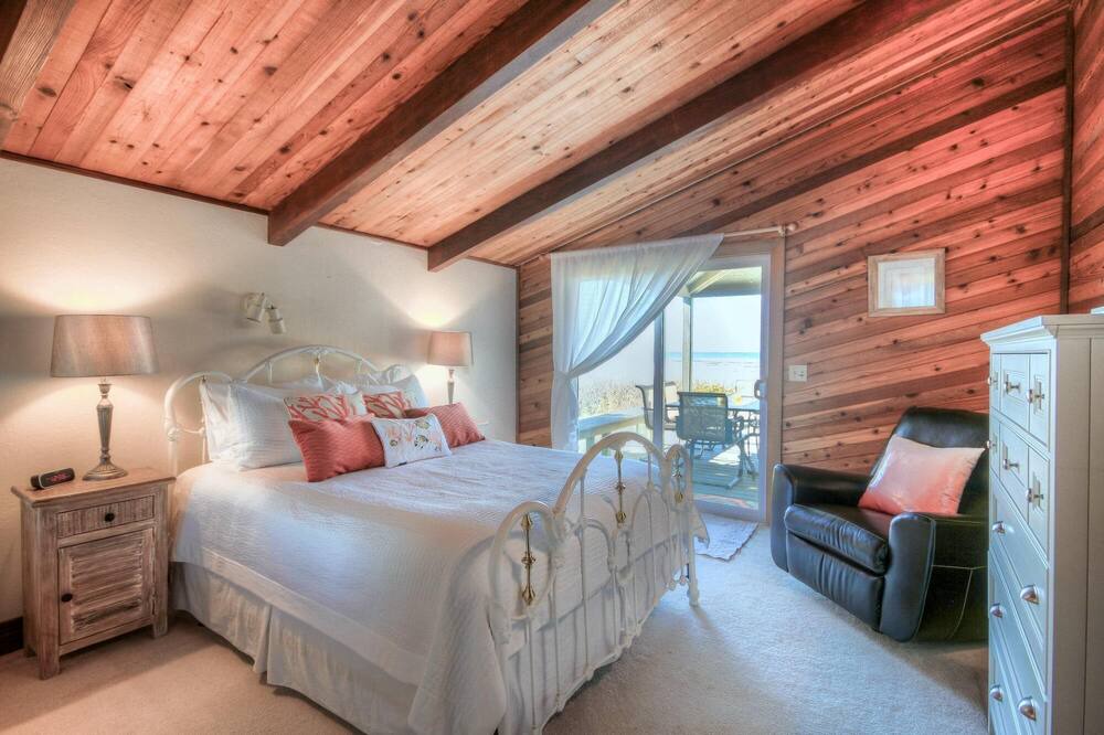 Photo of Bedroom in Sandpiper Village