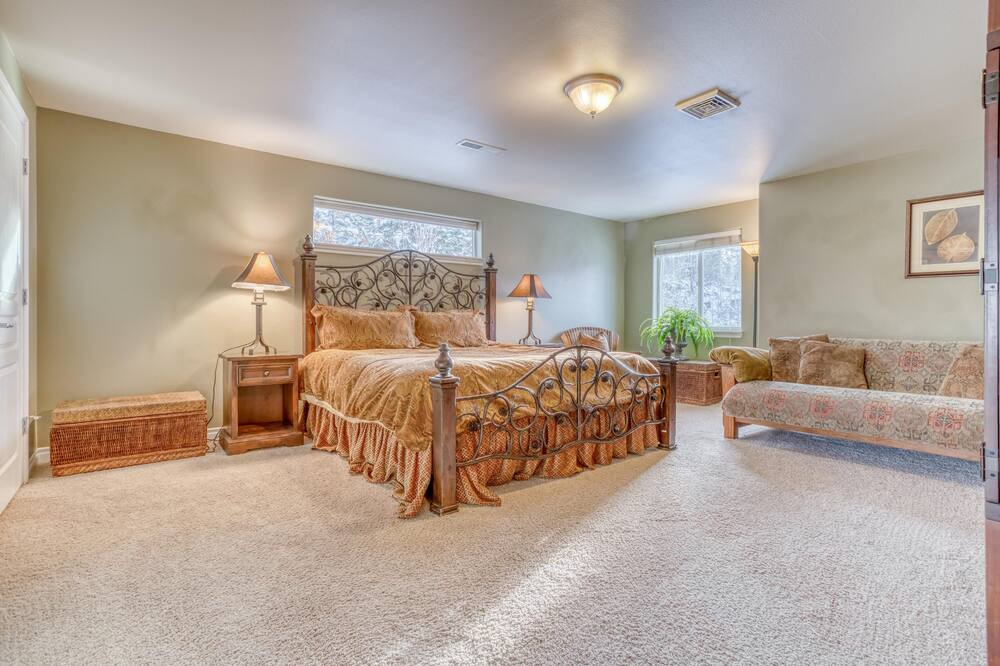 Photo of Bedroom in Westbrook Meadows