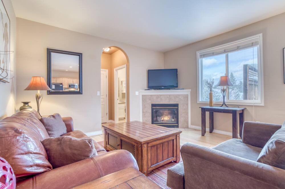 Photo of Livingroom in Westbrook Meadows