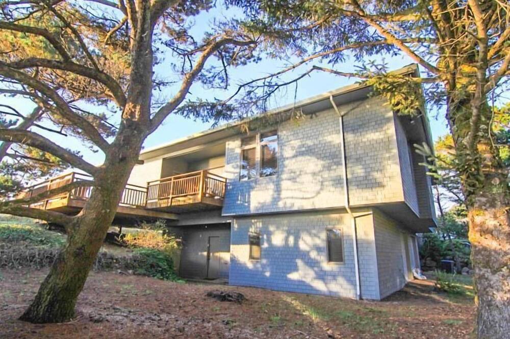 Photo of Outdoor in Neskowin