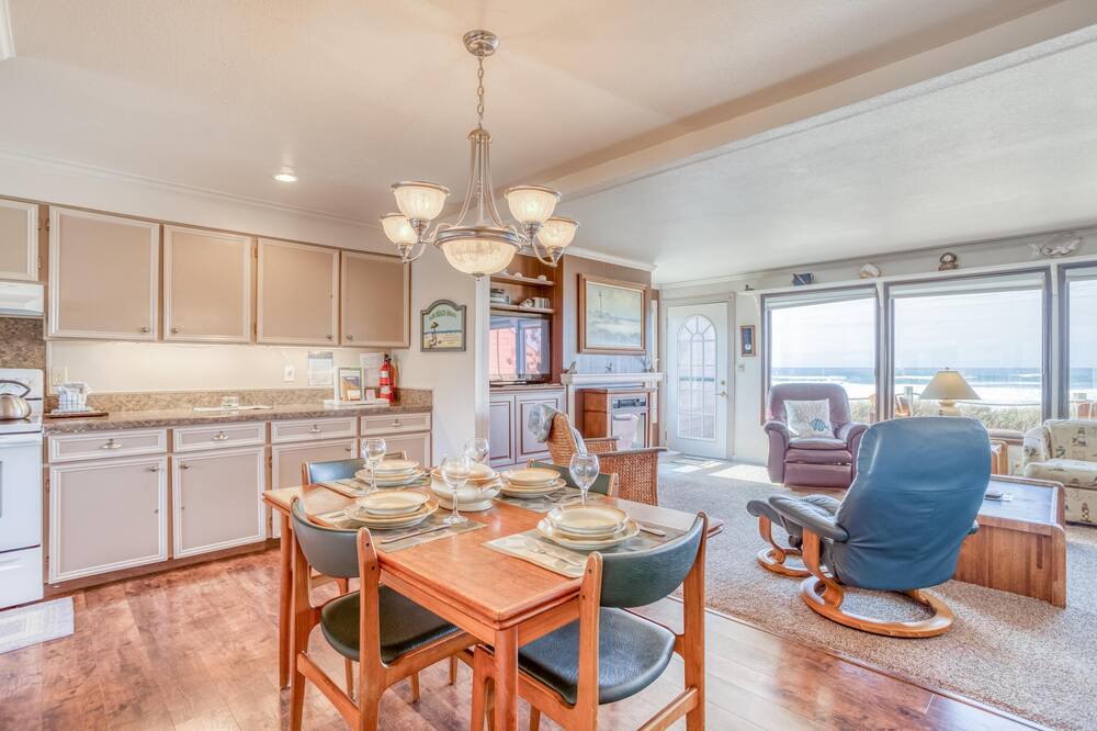 Photo of Kitchen in Neskowin