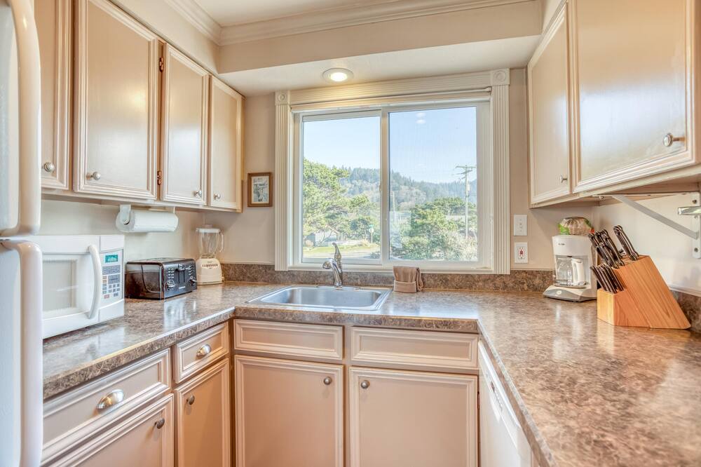 Photo of Kitchen in Neskowin