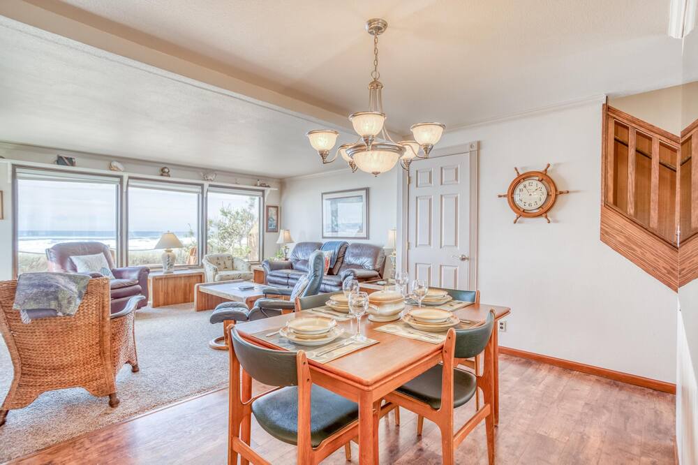 Photo of Kitchen in Neskowin