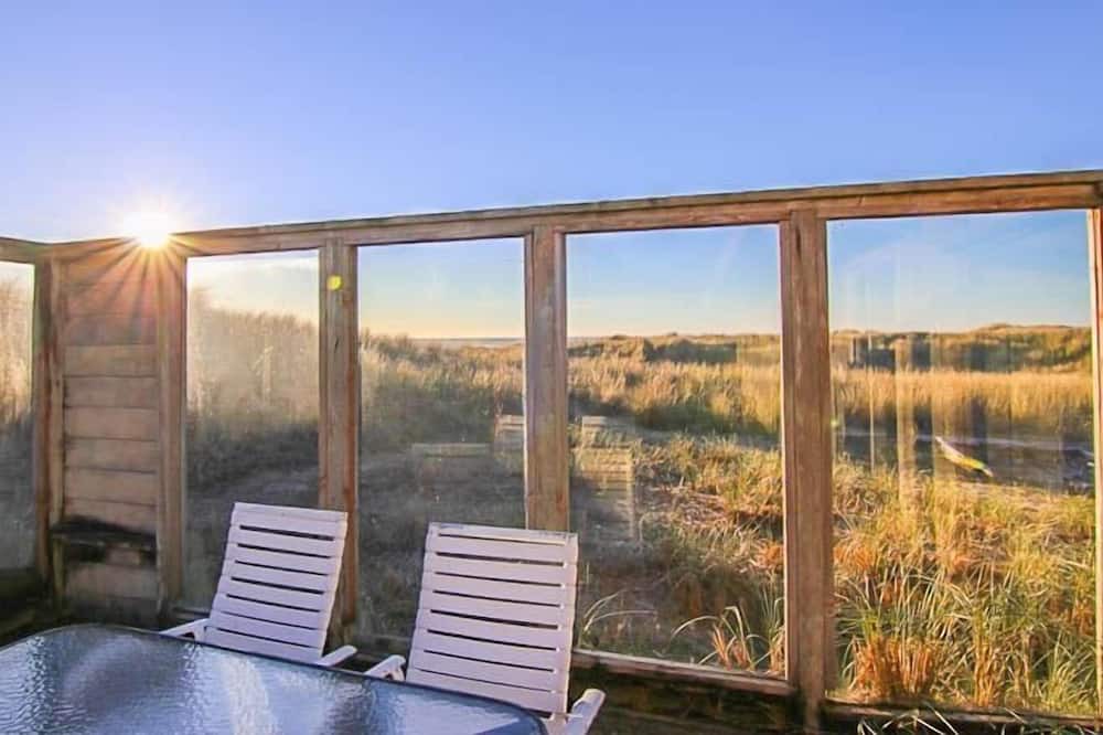 Photo of Patio Balcony in Manzanita
