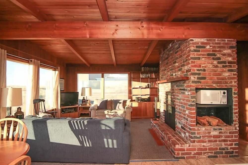 Photo of Livingroom in Manzanita