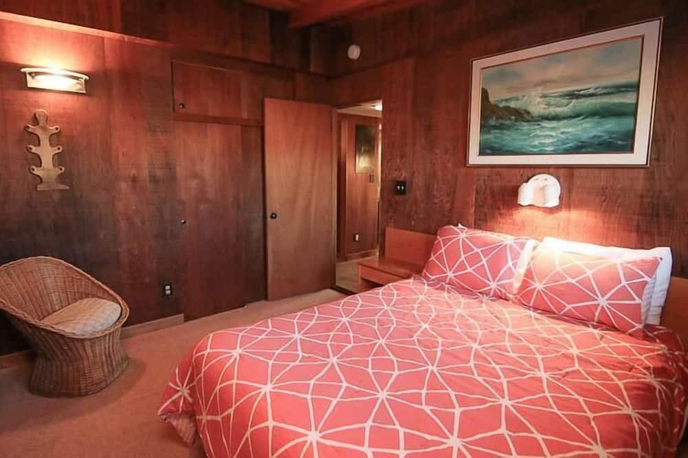 Photo of Bedroom in Manzanita