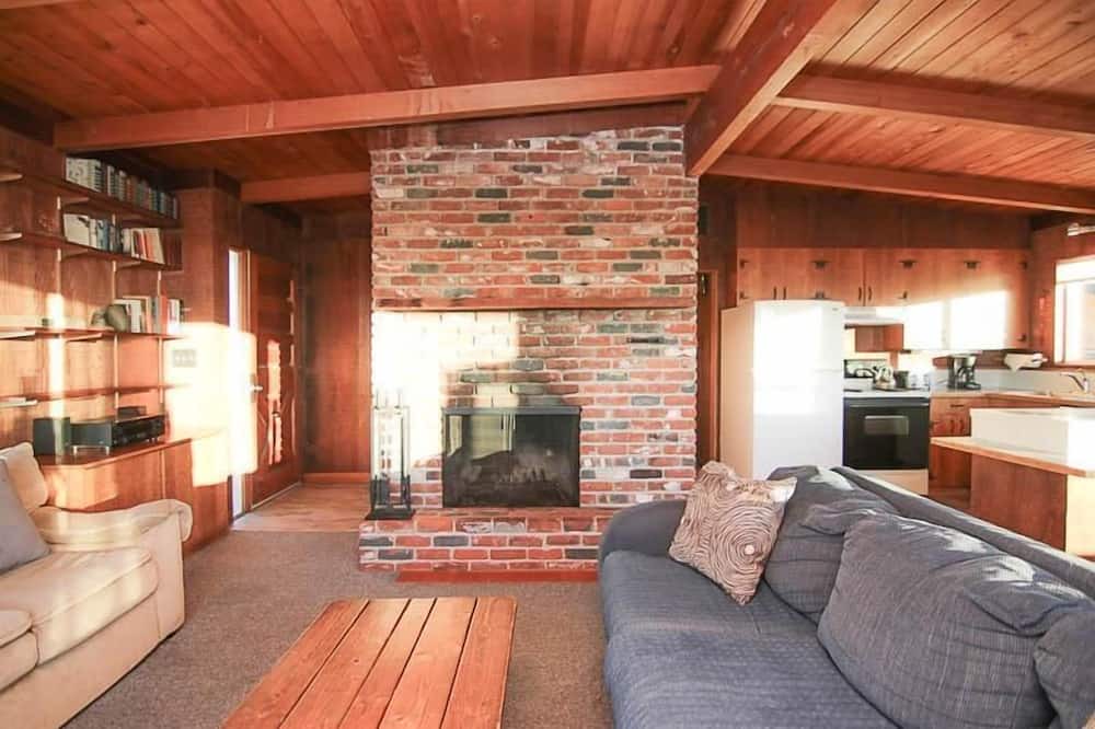 Photo of Livingroom in Manzanita