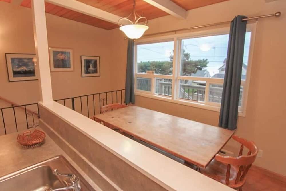 Photo of Bedroom in Roads End