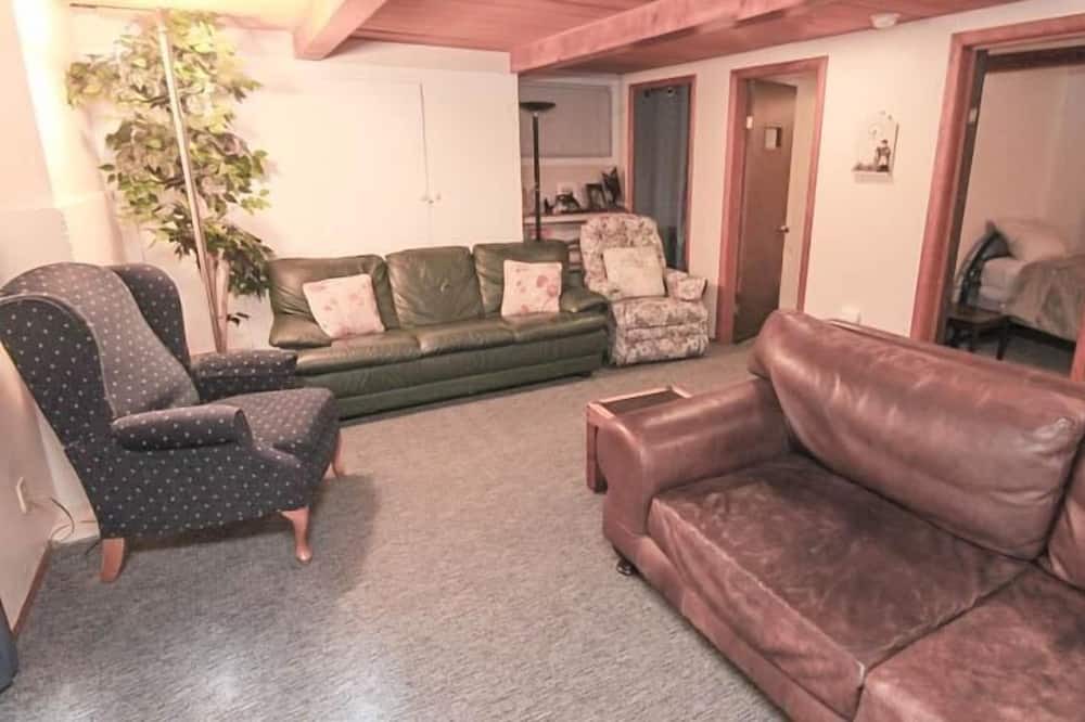 Photo of Livingroom in Roads End